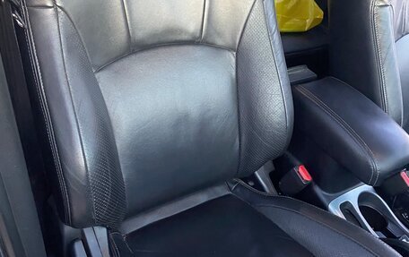 Mitsubishi Outlander III рестайлинг 3, 2010 год, 900 000 рублей, 8 фотография