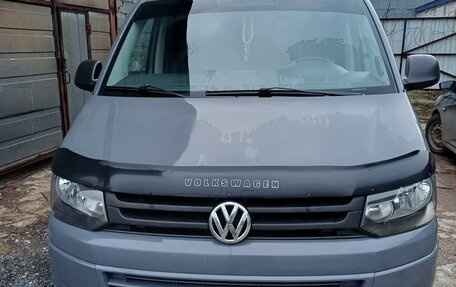 Volkswagen Caravelle T5, 2011 год, 1 750 000 рублей, 1 фотография