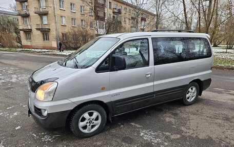 Hyundai Starex I рестайлинг, 2004 год, 450 000 рублей, 1 фотография