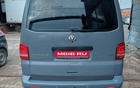 Volkswagen Caravelle T5, 2011 год, 1 750 000 рублей, 3 фотография