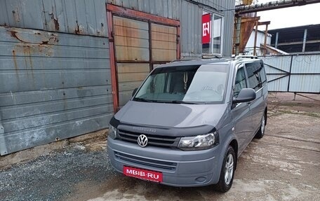 Volkswagen Caravelle T5, 2011 год, 1 750 000 рублей, 10 фотография