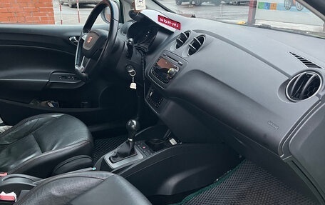 SEAT Ibiza IV рестайлинг 2, 2012 год, 880 000 рублей, 12 фотография