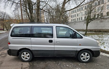 Hyundai Starex I рестайлинг, 2004 год, 450 000 рублей, 6 фотография