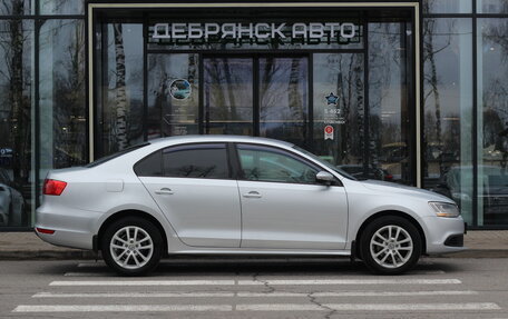 Volkswagen Jetta VI, 2013 год, 1 135 000 рублей, 4 фотография