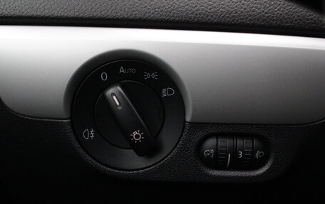 Volkswagen Jetta VI, 2013 год, 1 135 000 рублей, 18 фотография