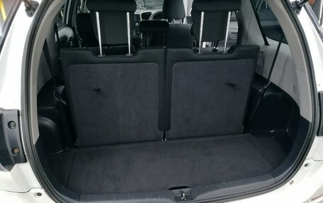 Toyota Wish II, 2017 год, 1 620 000 рублей, 4 фотография