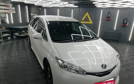 Toyota Wish II, 2017 год, 1 620 000 рублей, 13 фотография