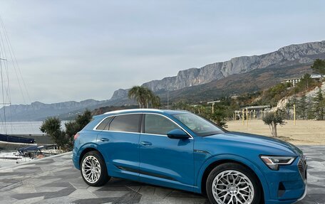 Audi e-tron I, 2019 год, 4 250 000 рублей, 3 фотография