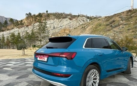 Audi e-tron I, 2019 год, 4 250 000 рублей, 5 фотография