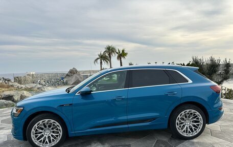 Audi e-tron I, 2019 год, 4 250 000 рублей, 6 фотография