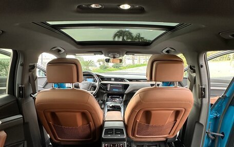 Audi e-tron I, 2019 год, 4 250 000 рублей, 14 фотография