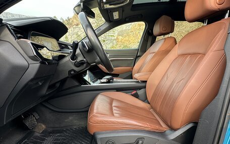 Audi e-tron I, 2019 год, 4 250 000 рублей, 17 фотография