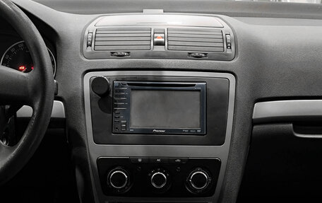 Skoda Octavia, 2010 год, 550 000 рублей, 18 фотография