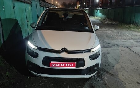 Citroen C4 Picasso II рестайлинг, 2018 год, 750 000 рублей, 1 фотография
