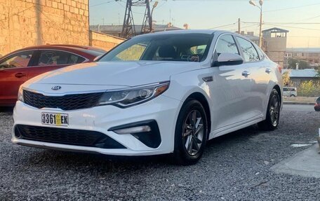 KIA Optima IV, 2018 год, 1 550 000 рублей, 7 фотография