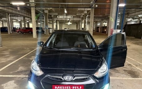 Hyundai Solaris II рестайлинг, 2011 год, 690 000 рублей, 9 фотография