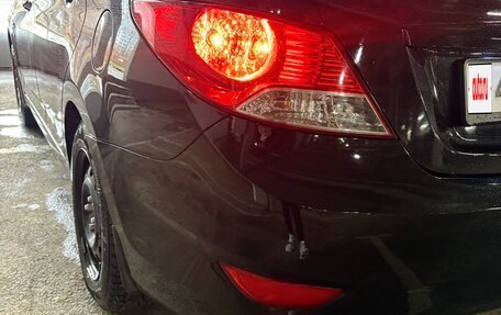 Hyundai Solaris II рестайлинг, 2011 год, 690 000 рублей, 20 фотография