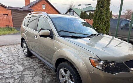 Mitsubishi Outlander III рестайлинг 3, 2008 год, 1 500 000 рублей, 16 фотография