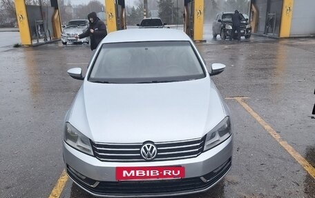 Volkswagen Passat B7, 2011 год, 870 000 рублей, 8 фотография