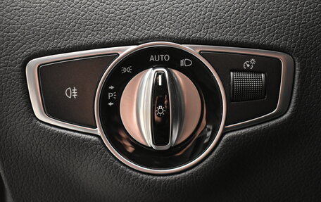 Mercedes-Benz E-Класс, 2019 год, 3 490 000 рублей, 17 фотография