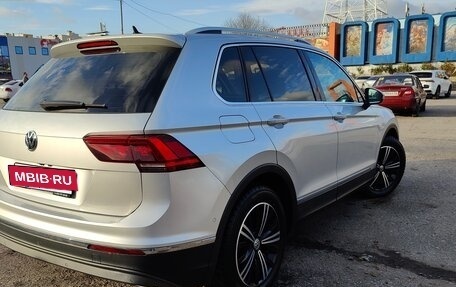 Volkswagen Tiguan II, 2019 год, 2 700 000 рублей, 3 фотография
