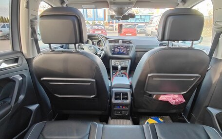 Volkswagen Tiguan II, 2019 год, 2 700 000 рублей, 5 фотография