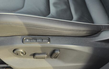 Volkswagen Tiguan II, 2019 год, 2 700 000 рублей, 11 фотография