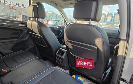 Volkswagen Tiguan II, 2019 год, 2 700 000 рублей, 13 фотография