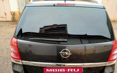 Opel Zafira B, 2012 год, 820 000 рублей, 2 фотография