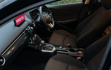 Mazda Demio IV, 2018 год, 1 400 000 рублей, 5 фотография