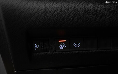 Peugeot 2008 II, 2021 год, 1 950 000 рублей, 24 фотография