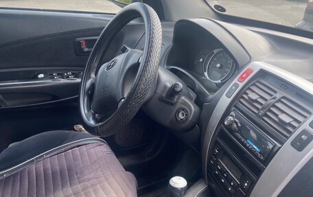 Hyundai Tucson III, 2005 год, 565 000 рублей, 3 фотография