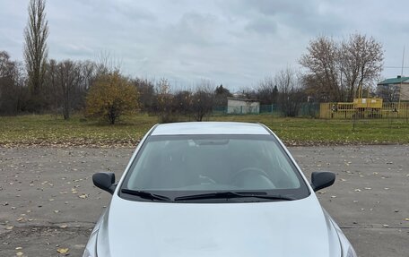 Hyundai Solaris II рестайлинг, 2015 год, 970 000 рублей, 1 фотография