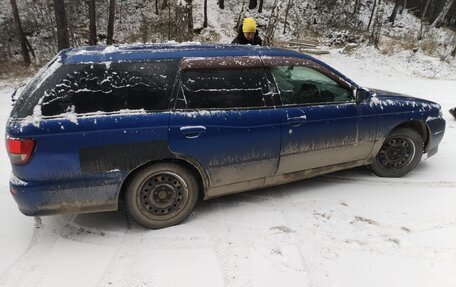 Nissan Avenir II, 2002 год, 250 000 рублей, 3 фотография