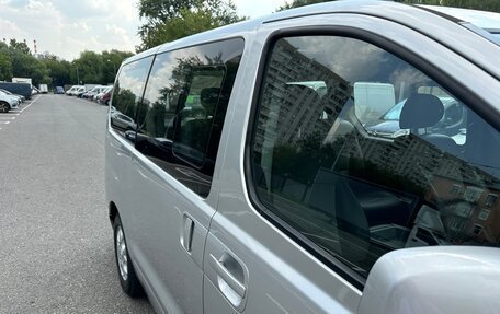 Hyundai Grand Starex Grand Starex I рестайлинг 2, 2010 год, 850 000 рублей, 10 фотография