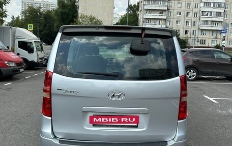 Hyundai Grand Starex Grand Starex I рестайлинг 2, 2010 год, 850 000 рублей, 6 фотография