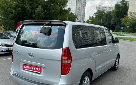 Hyundai Grand Starex Grand Starex I рестайлинг 2, 2010 год, 850 000 рублей, 5 фотография