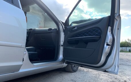 Ford Focus II рестайлинг, 2005 год, 575 000 рублей, 10 фотография