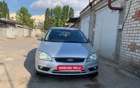 Ford Focus II рестайлинг, 2005 год, 575 000 рублей, 3 фотография