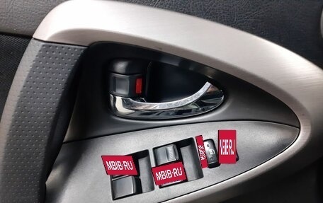 Toyota RAV4, 2007 год, 1 100 000 рублей, 18 фотография