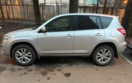 Toyota RAV4, 2010 год, 1 680 000 рублей, 4 фотография