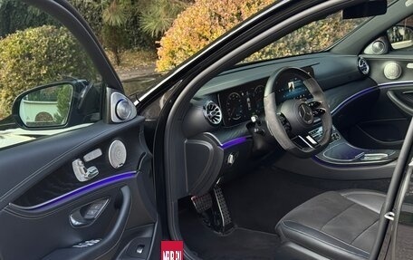 Mercedes-Benz E-Класс, 2021 год, 6 000 000 рублей, 8 фотография