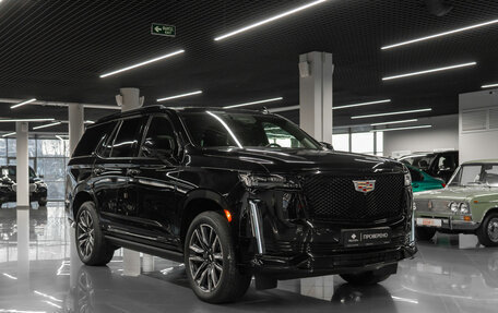 Cadillac Escalade V, 2022 год, 12 990 000 рублей, 2 фотография