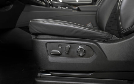 Cadillac Escalade V, 2022 год, 12 990 000 рублей, 22 фотография