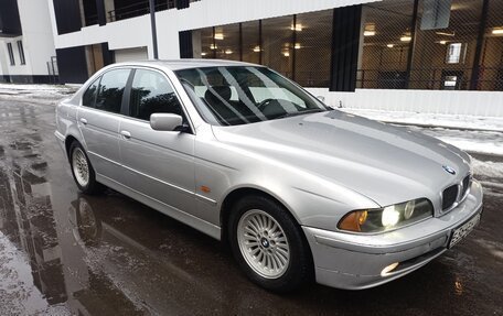 BMW 5 серия, 2000 год, 640 000 рублей, 10 фотография