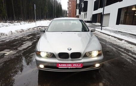 BMW 5 серия, 2000 год, 640 000 рублей, 9 фотография