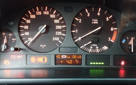 BMW 5 серия, 2000 год, 640 000 рублей, 25 фотография