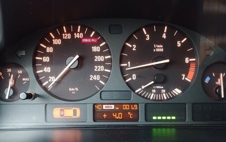 BMW 5 серия, 2000 год, 640 000 рублей, 26 фотография