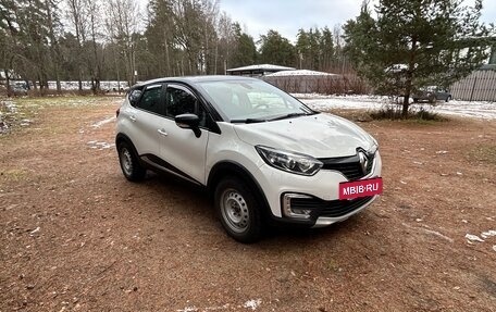 Renault Kaptur I рестайлинг, 2017 год, 1 150 000 рублей, 4 фотография
