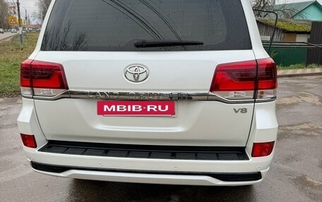 Toyota Land Cruiser 200, 2015 год, 6 800 000 рублей, 15 фотография